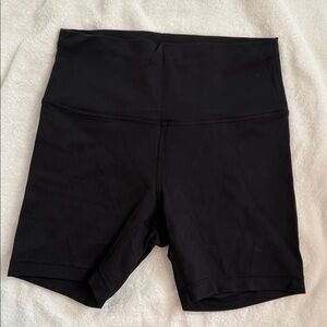 Lululemon Wonder Train Short 6 inch